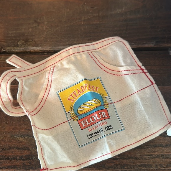 American Girl Kit’s Kitchen Stove - Picture 2 of 5